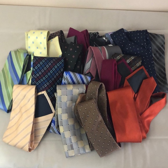 Van Heusen Other - Men’s Neck Tie Bundle.